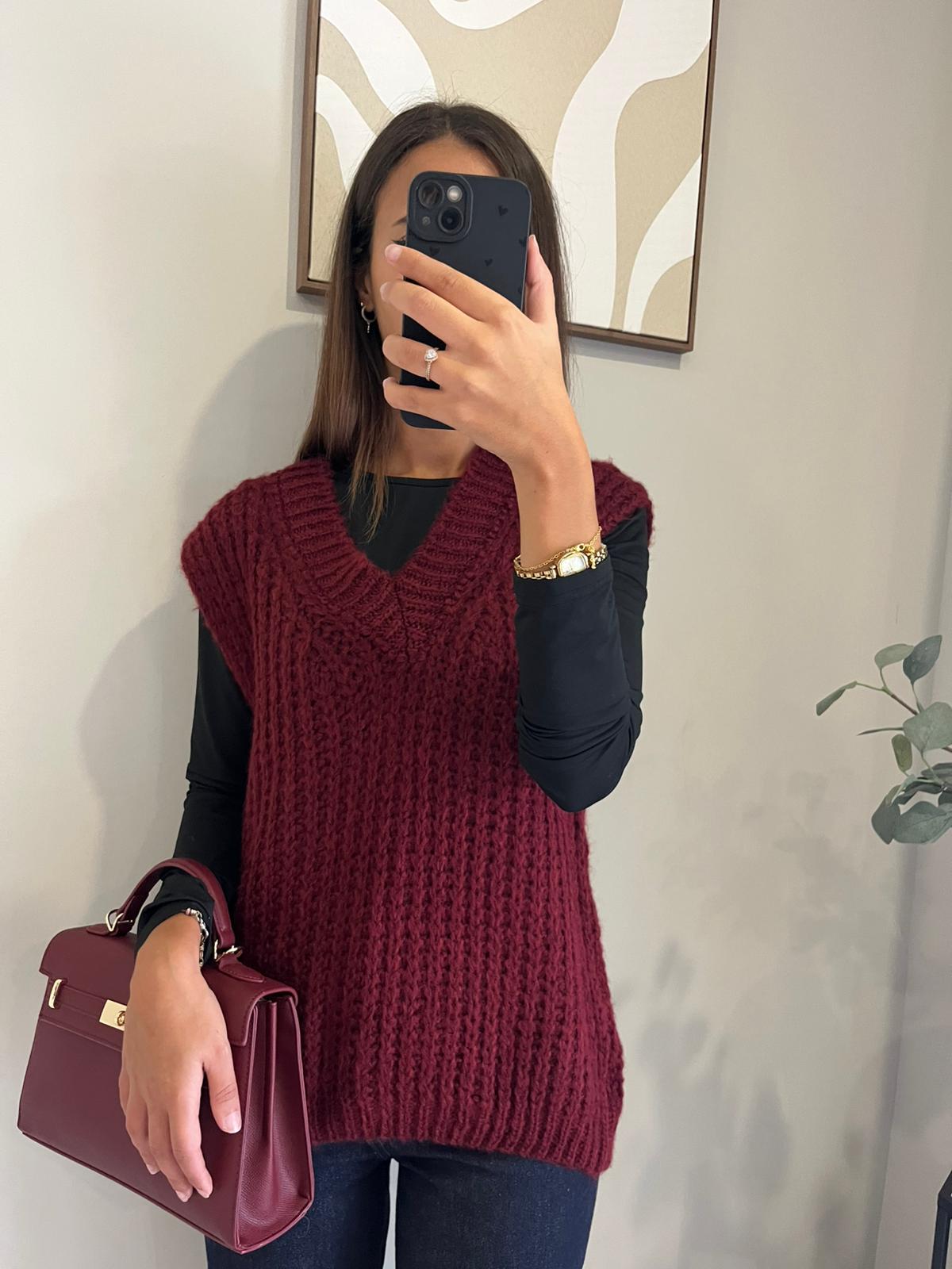 Pull sans manches en maille côtelée – bordeaux