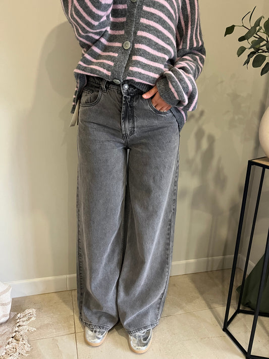 Jean Grey Ease